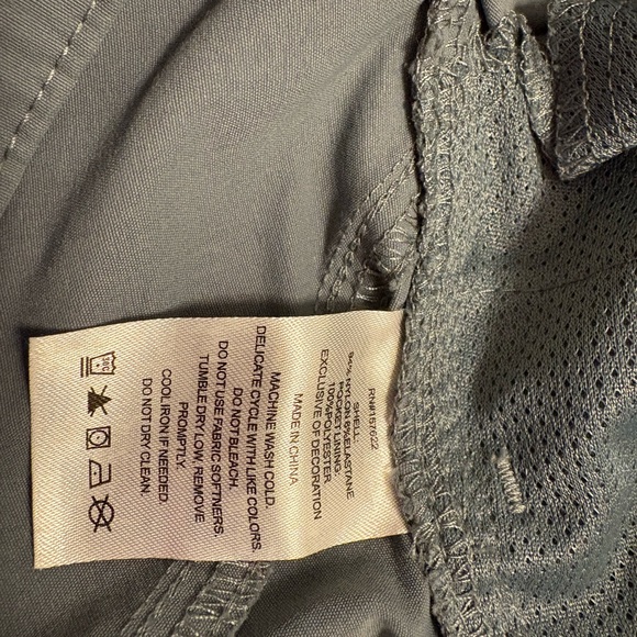 Eddie Bauer Women’s Cargo Shorts - Picture 8 of 9